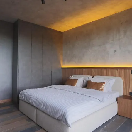 Belvedere Tara Villa *