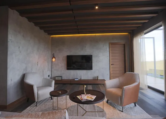 Belvedere Tara Villa